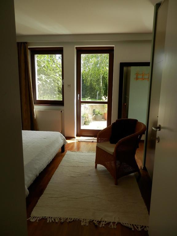 Csiki Apartman Budaörs Habitación foto
